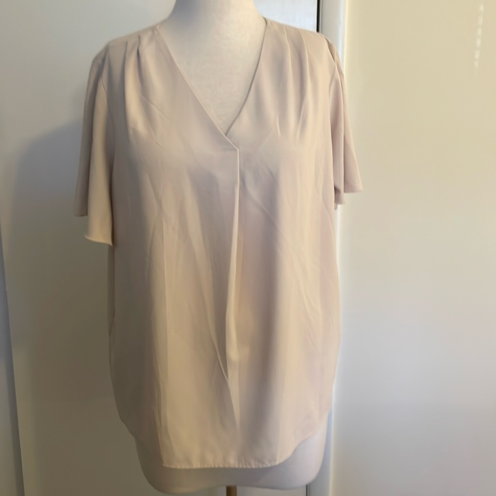 IN’VOLAND V-Nk Cream Flutter-sleeve top. Plus size 100 % Polyester.